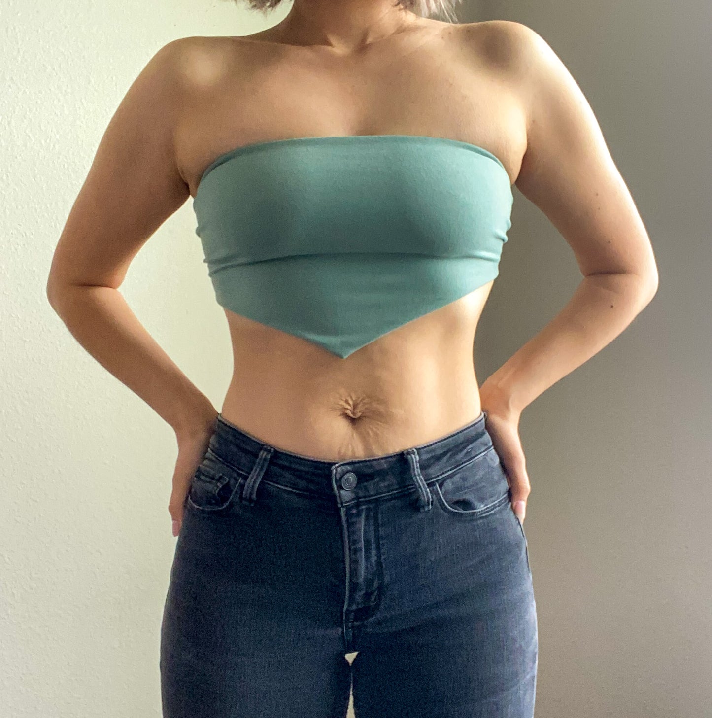 Ani V Tube Top